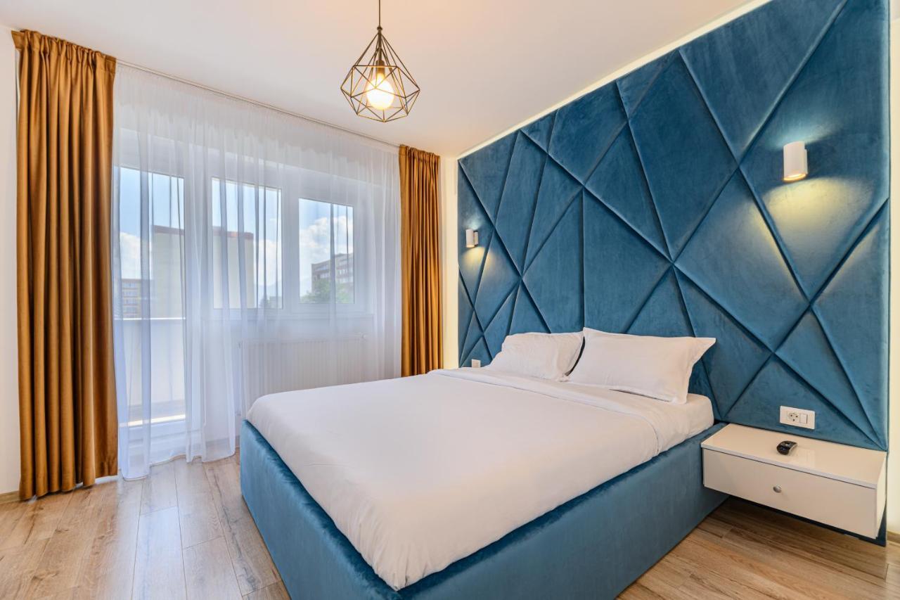 KOA - Flamingo Apartment Brasov Bagian luar foto